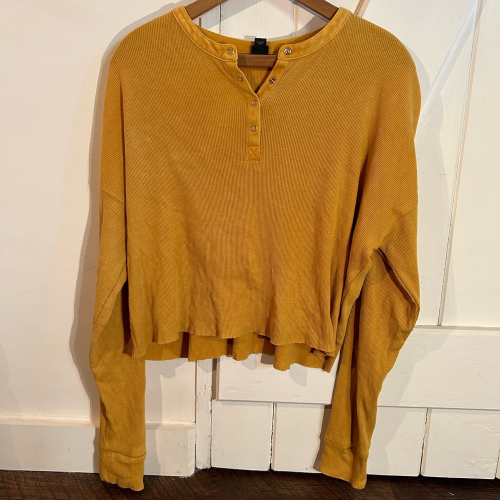 Yellow top